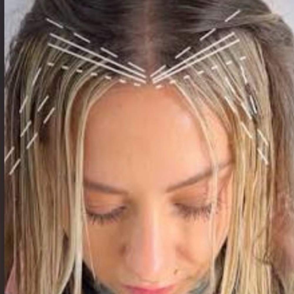 Simple Blonding at Mermaid Riot in Lockbourne, OH