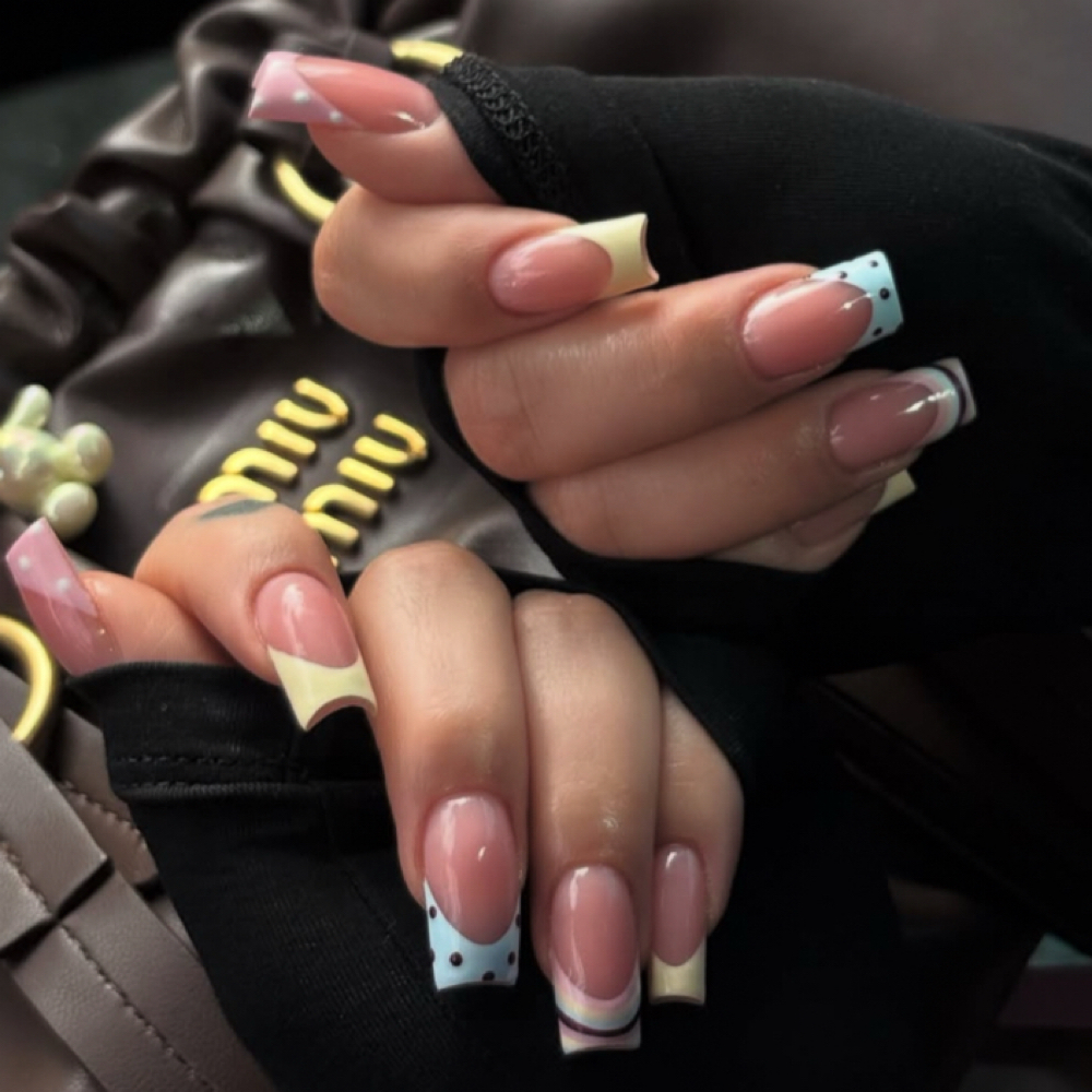 Acyrlic Fill + Hand painted Design at MoMoneyNails in Portland, OR