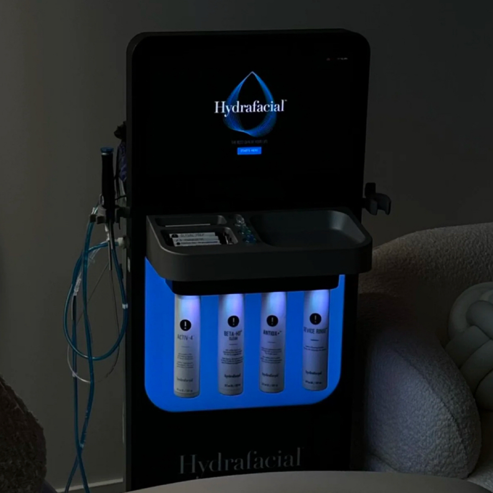 Thee Ultimate Custom Hydrafacial at Aesthetic NP Marie in Portland, OR