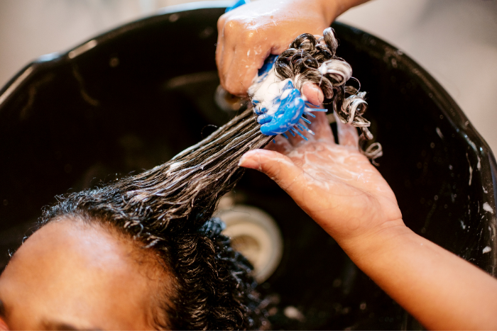 Regular Shampoo & Blowdry