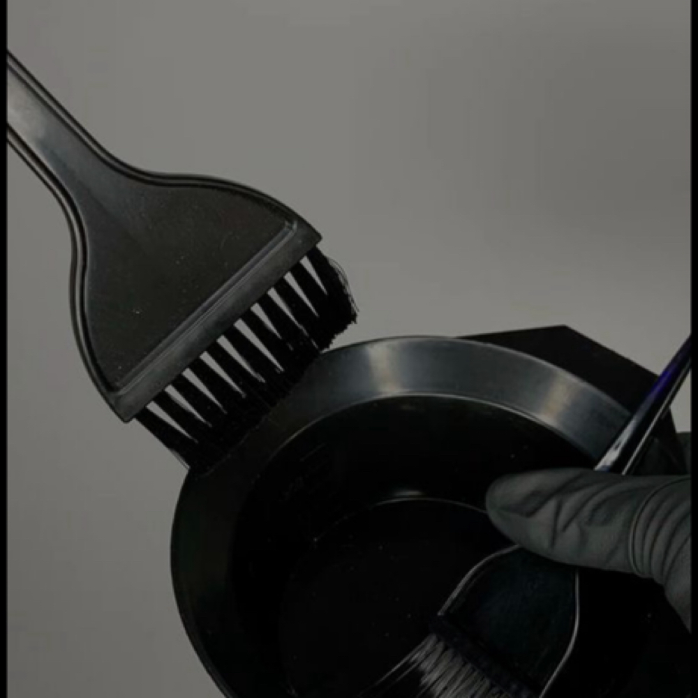 Essential Hue at ToriLouHue in Franklin, TN