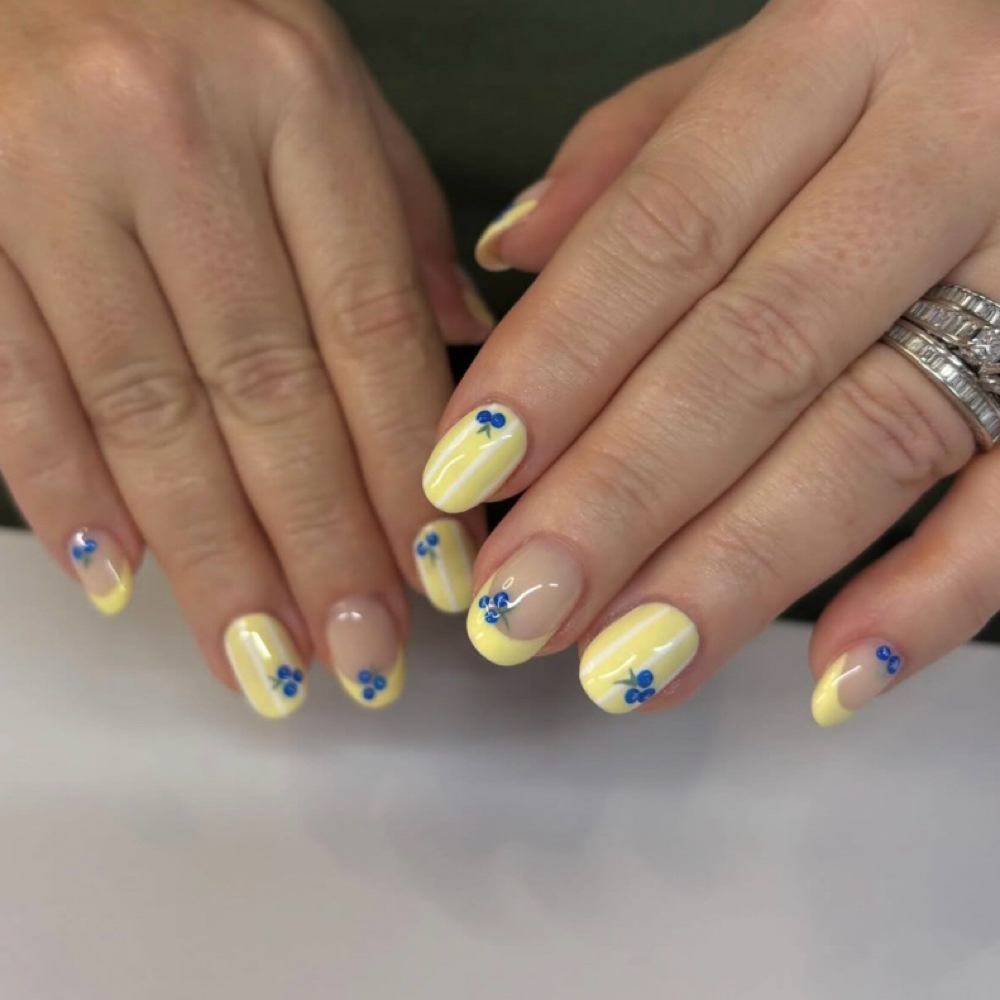 short full set at lexi.acrylicss in Janesville, WI