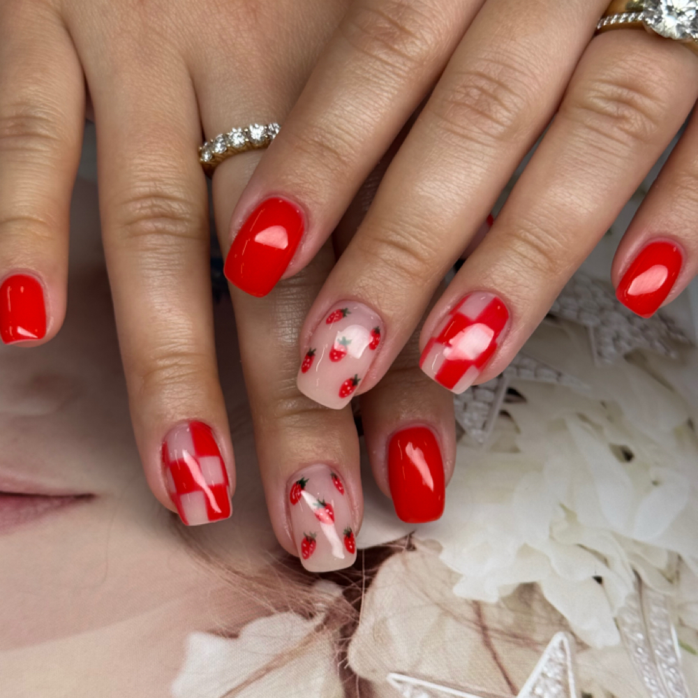 Structured Gel Mani /Simple Art at Euphoria Nail Studio in Danville, CA