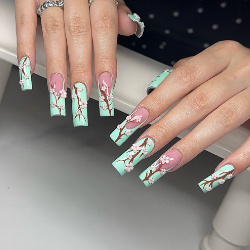 Soak Off at LexDoesNails in Burnsville, MN