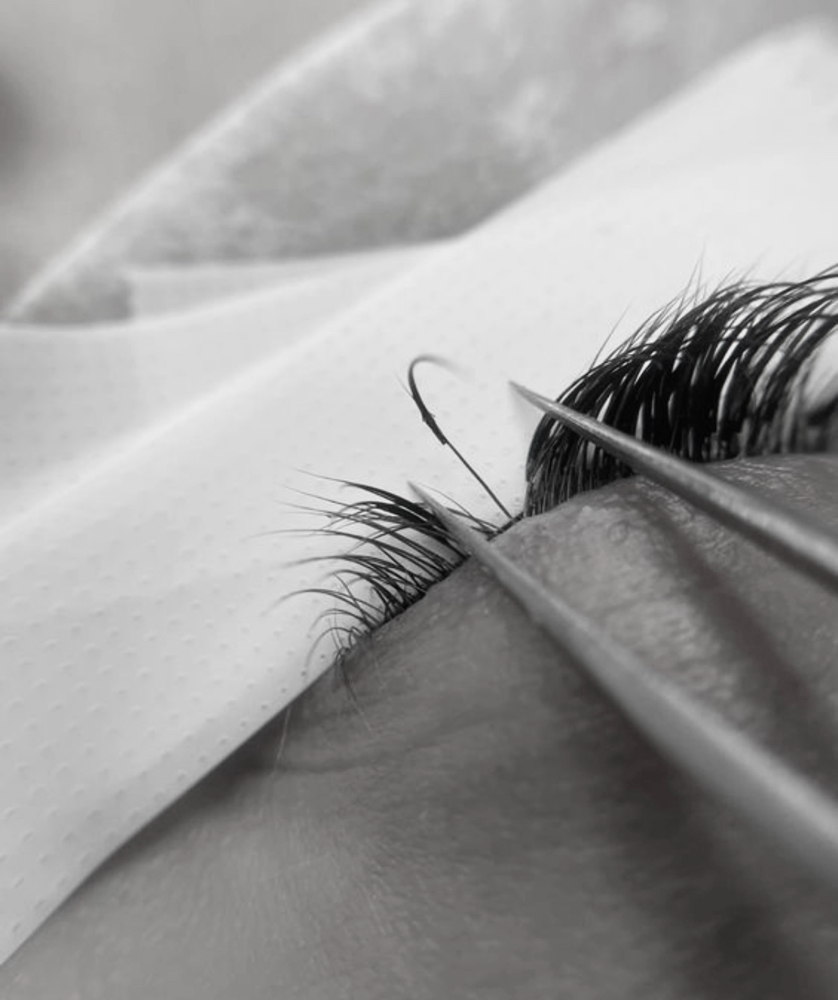 Classic Fill with Lash Artist