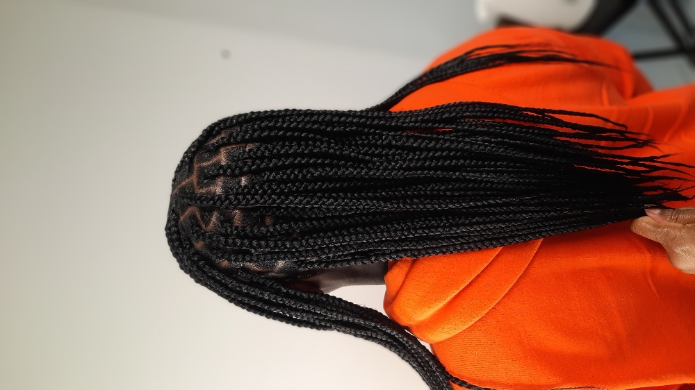 Medium Knotless