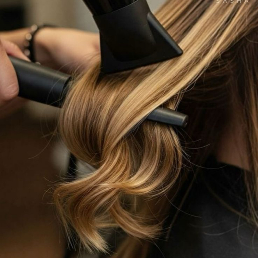 Blowdry And Style at Platinum beauty salon in Naples, FL