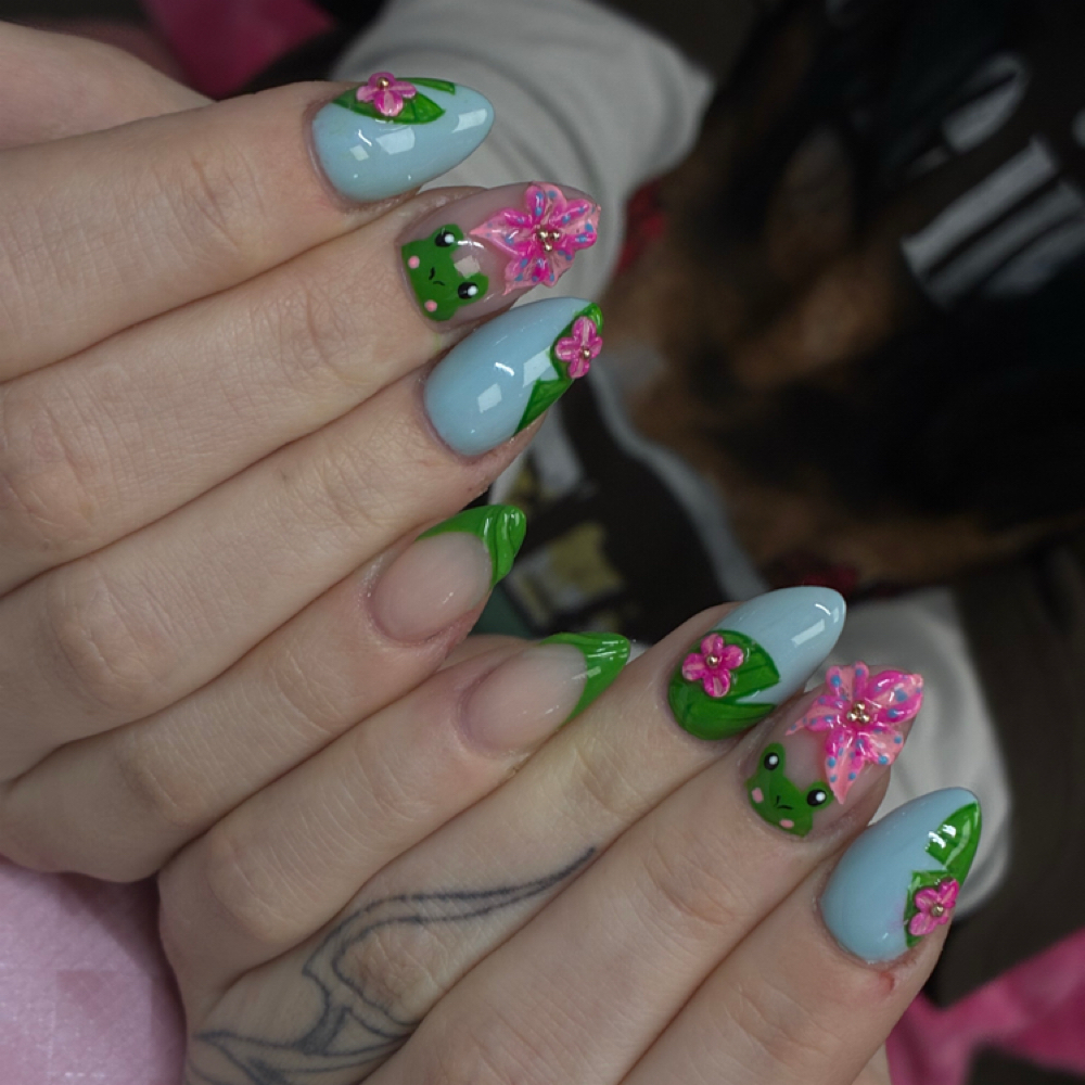 Freestyle Fullset at SJC nails in Beavercreek, OH