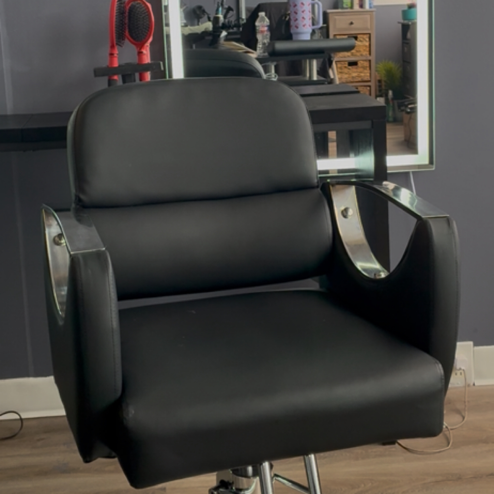 Daily Stylist Chair(Spring Sale) at Stylestudios in Houston, TX