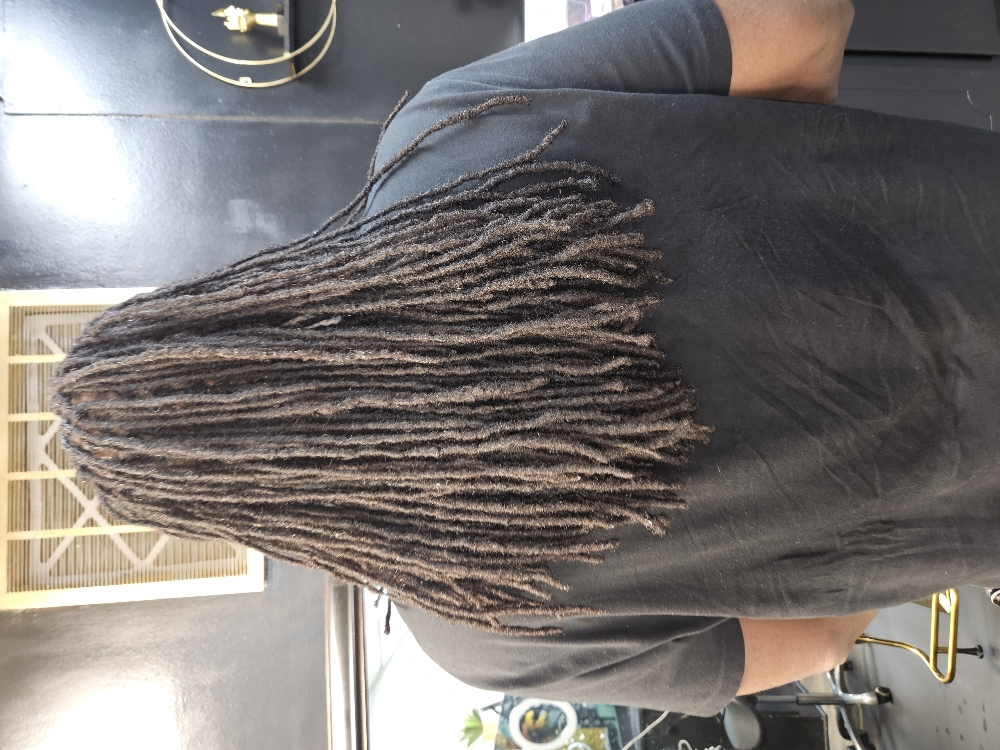 Pass the Shoulder at NurishinSacredKnotts in Charlotte, NC