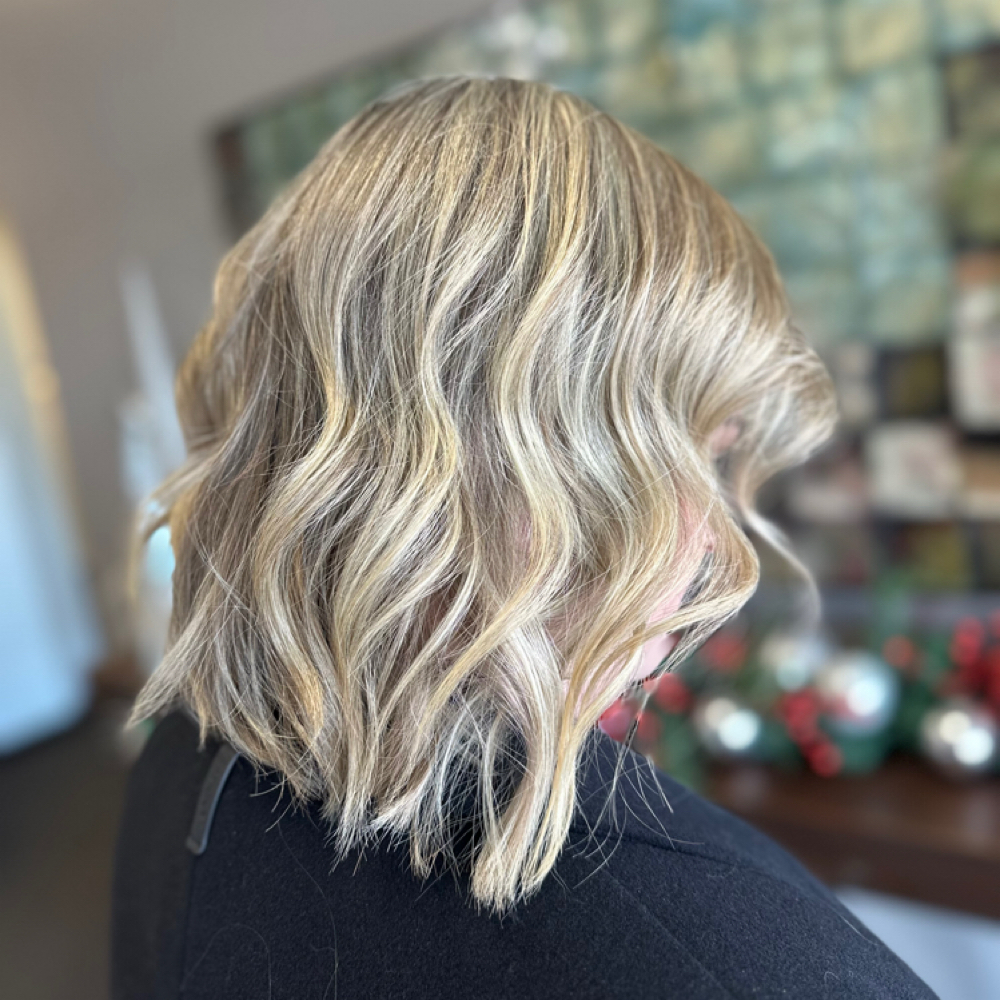 Full Highlight at Happy Hair Co. in Springfield, MO