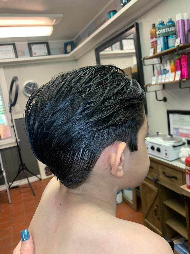 Children's Cut(10 & Under)