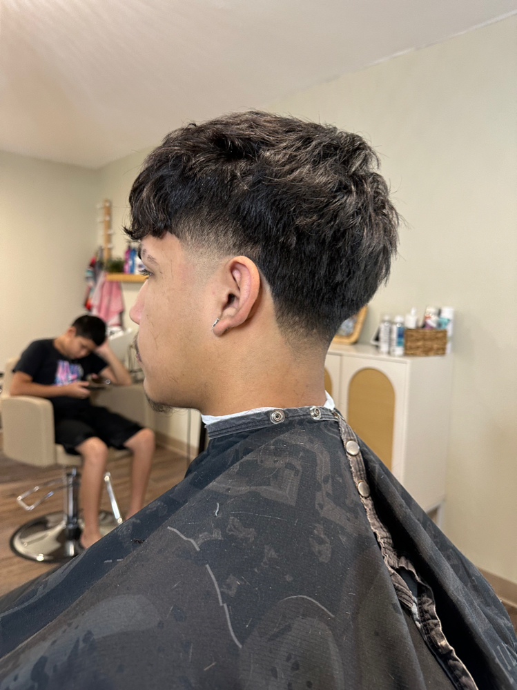 Men’s Haircut , Wash & Style