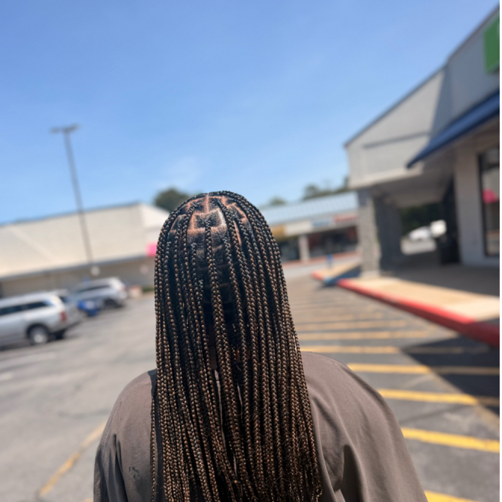 Medium Knotless Braids at Takenja Thornton in Lithia Springs, GA