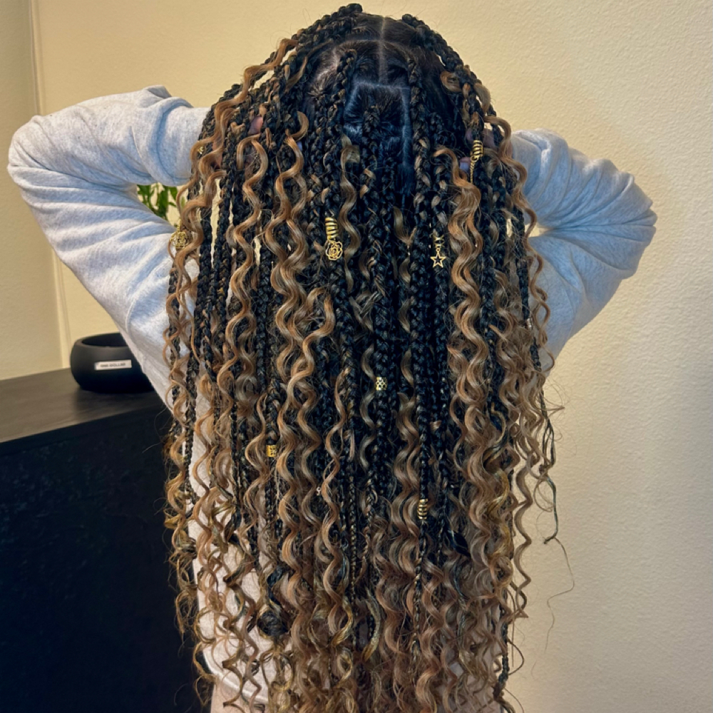 Boho Box Braids at LEXIS LOX in Longview, WA