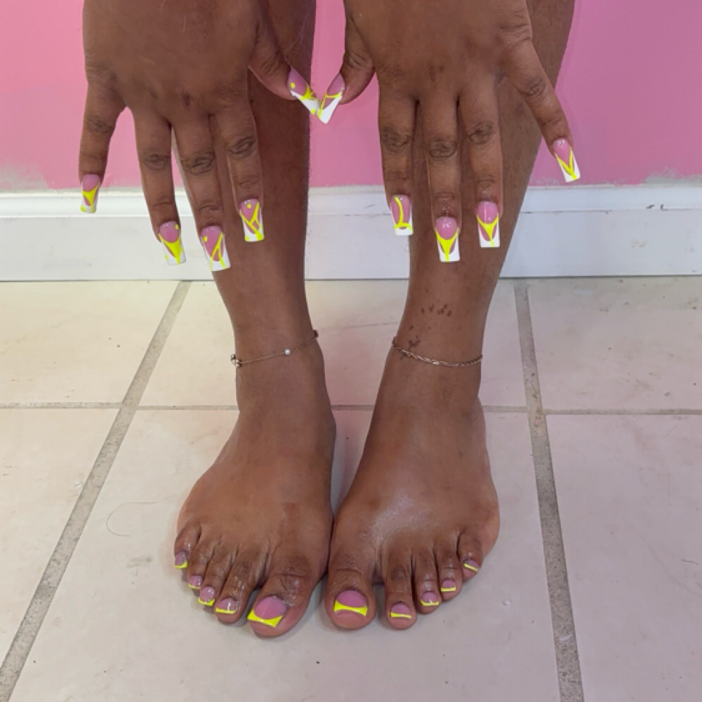 Hands & Feet Freestyle Long at Prettyaesthetic._ in Nashville, TN