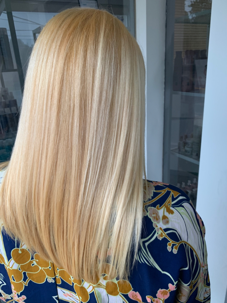 Root Touch Up ( Single Service)