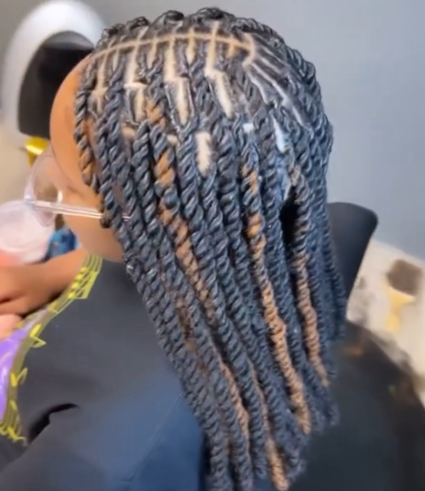 Marley twist/ invisible locs