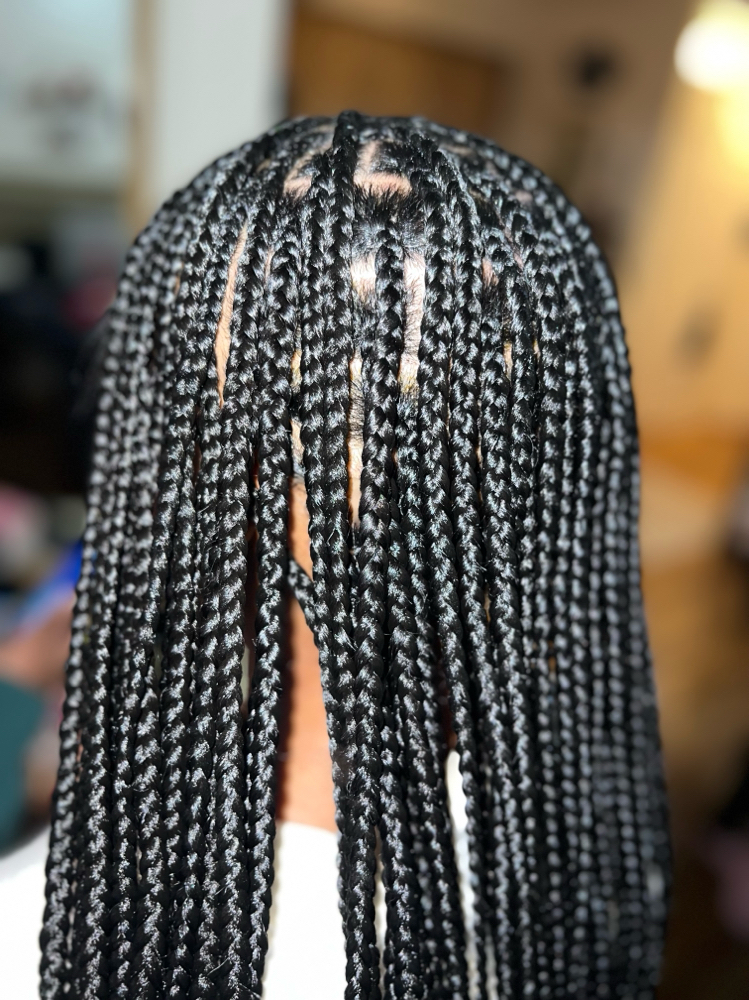 Smedium Knotless Braids (midback)