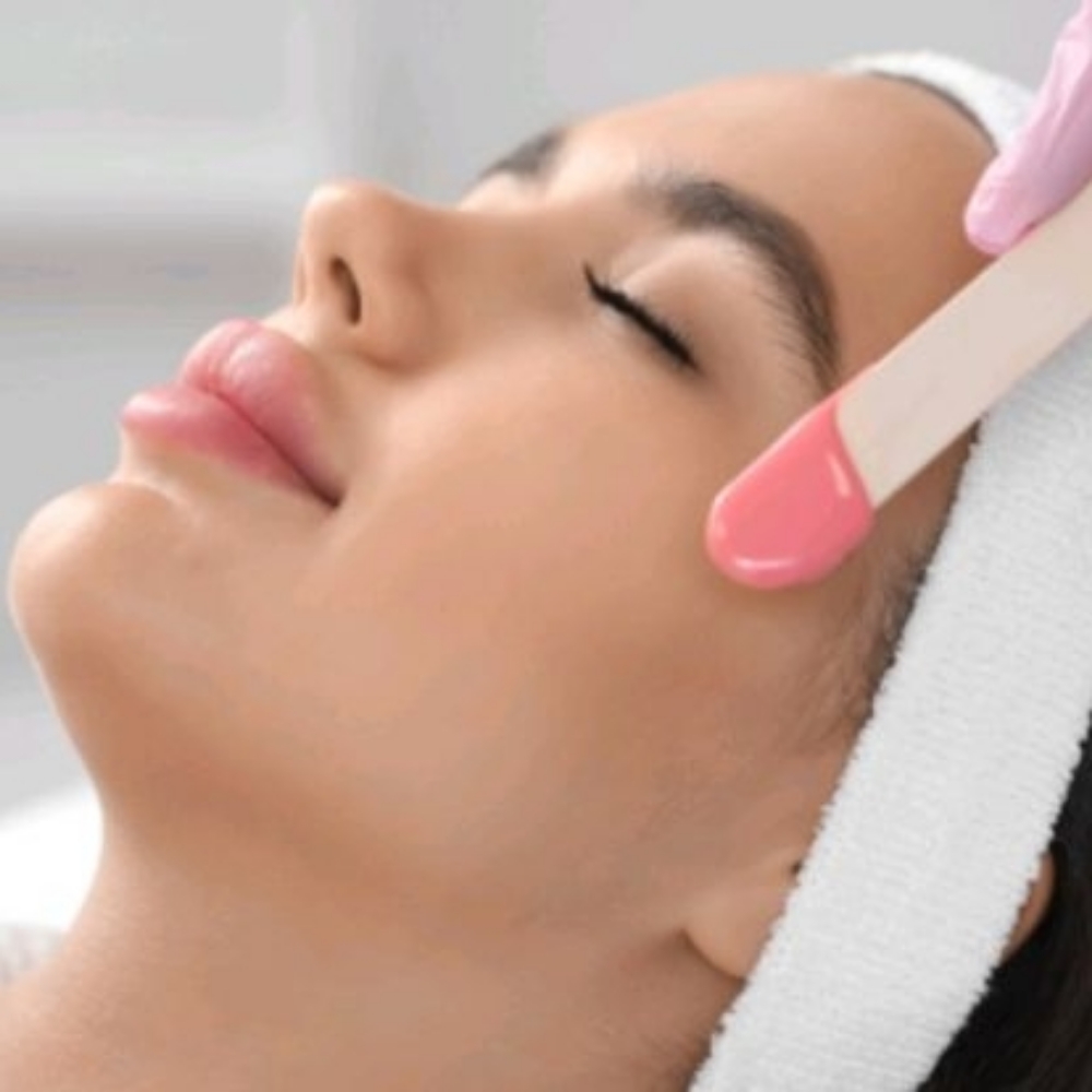 Full Face Wax at Le Beauté Aqua Beauty Bar in Cape Coral, FL