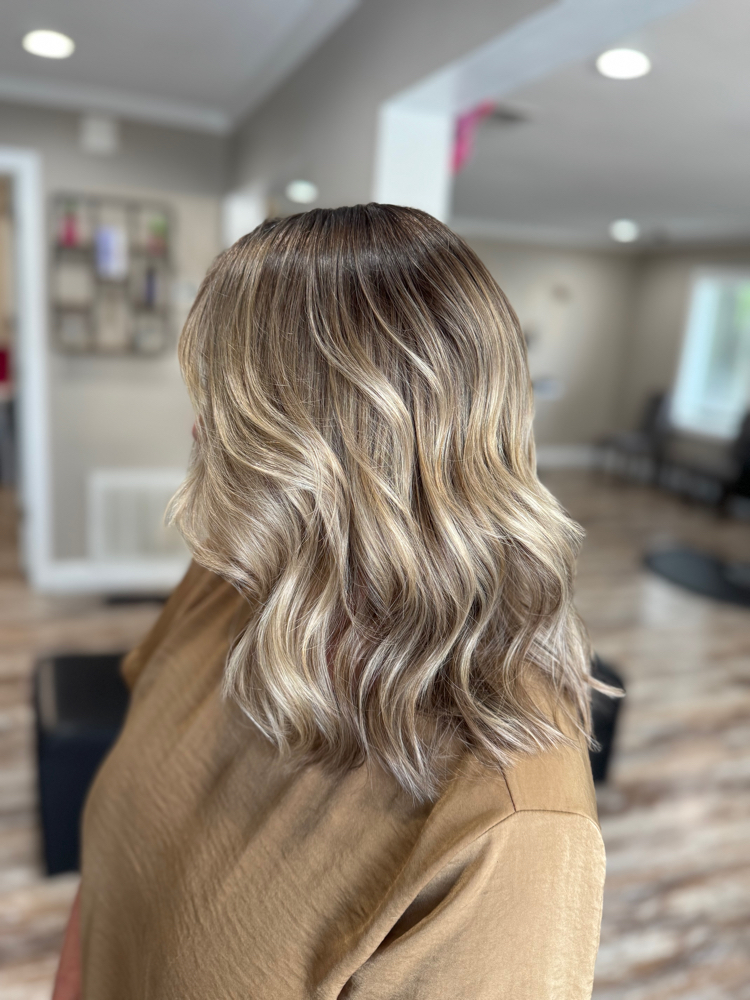 Custom Color at Kaitlin  Parker in Laurel, MS