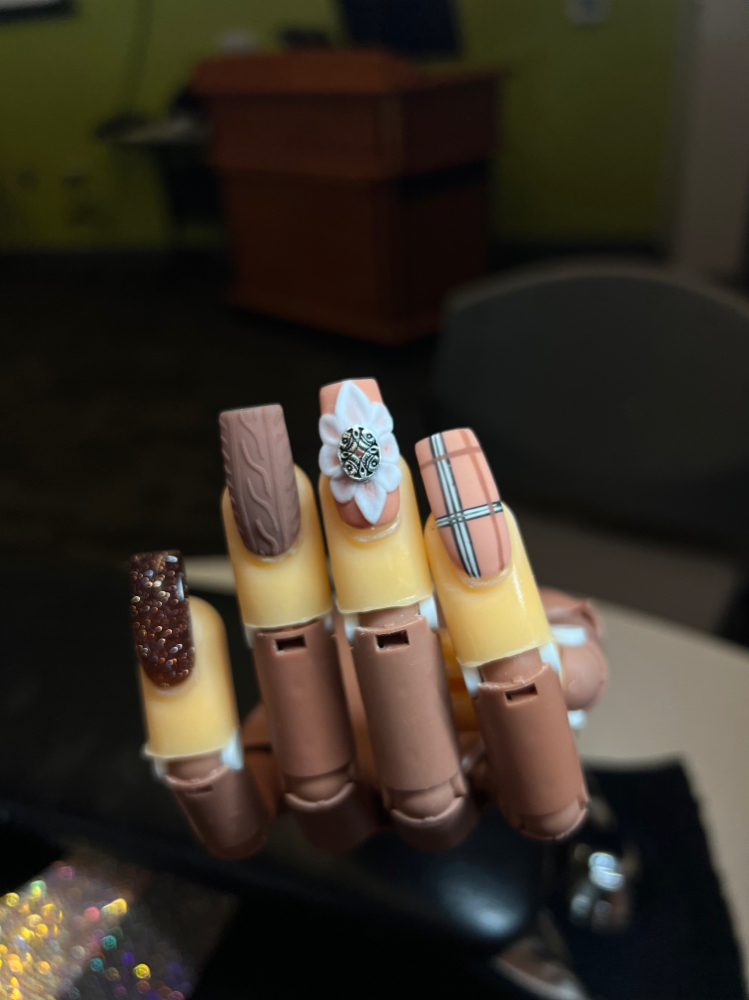 M Full Acrylic Set