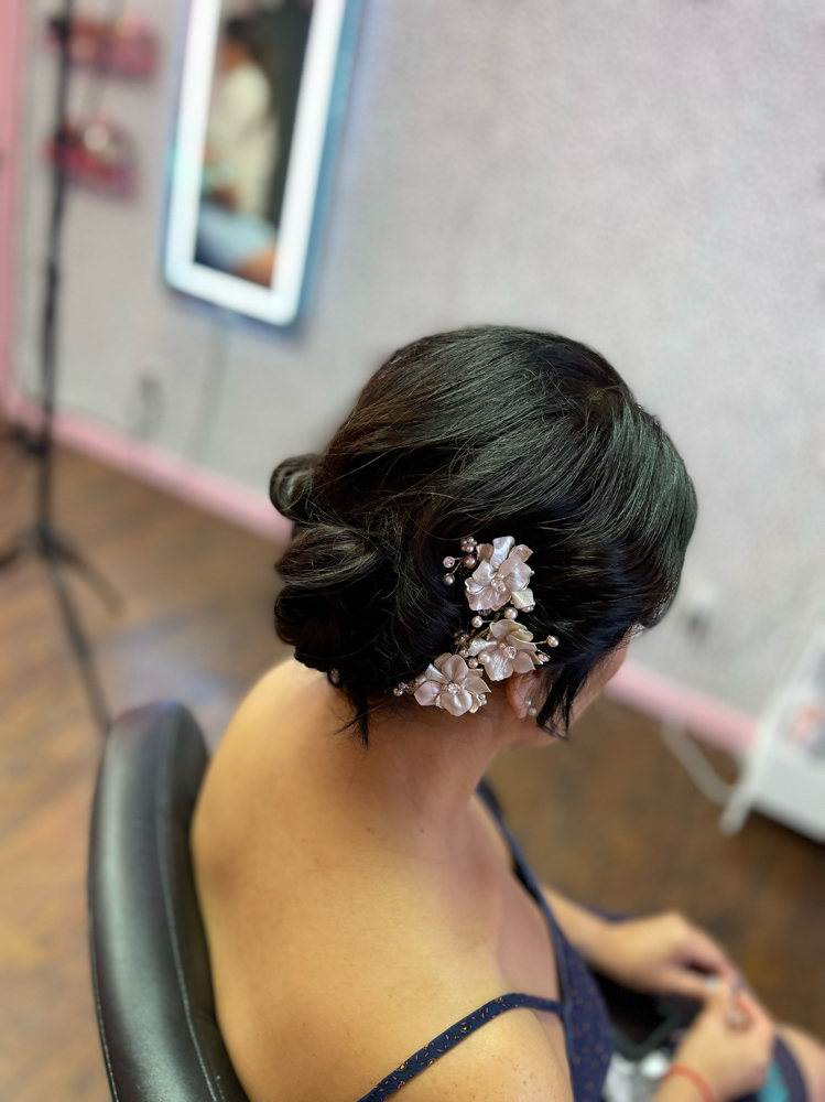 Updo/style