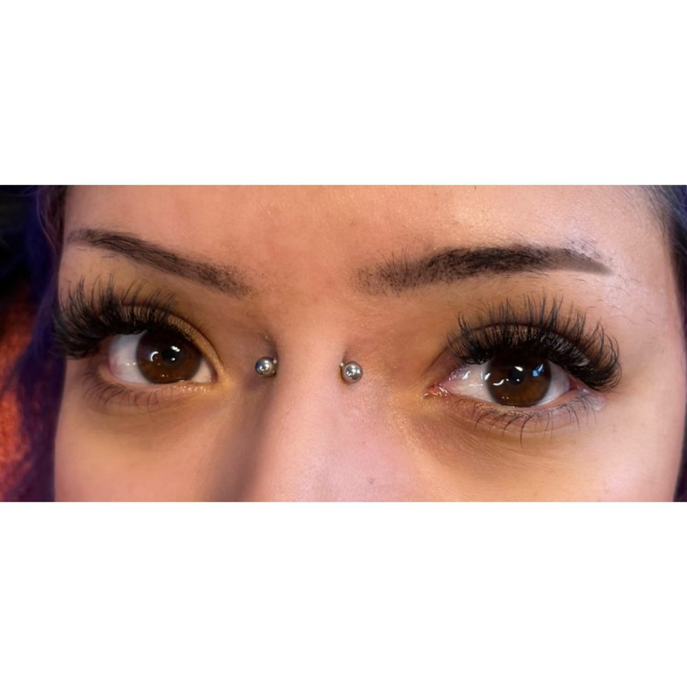 Lash Extension Model