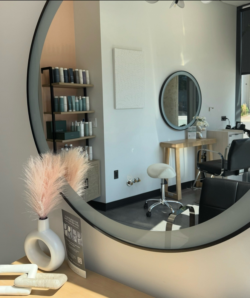 Consultation at Divine Beauty Lab in Chicago, IL