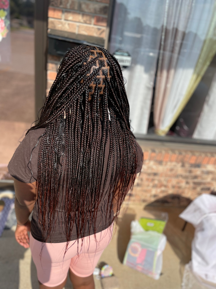 Small (below butt length)