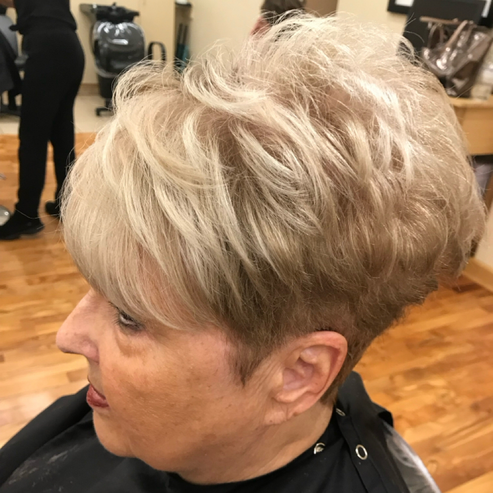 Shampoo , Cut ,Blowdry And Style