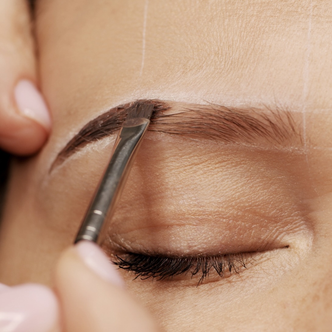 Brow Tinting