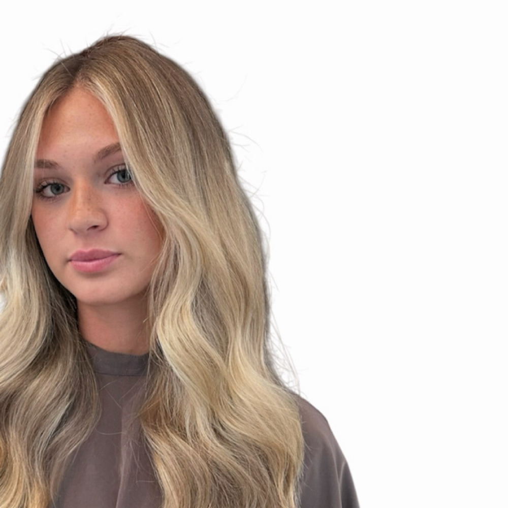 Mini Custom Blonding at Mackenzie Woodard in Tuscaloosa, AL