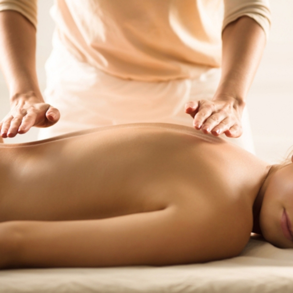 Massage/Reiki Combo at Serenity & Rose Salon and Spa LLC in Dayton, OH