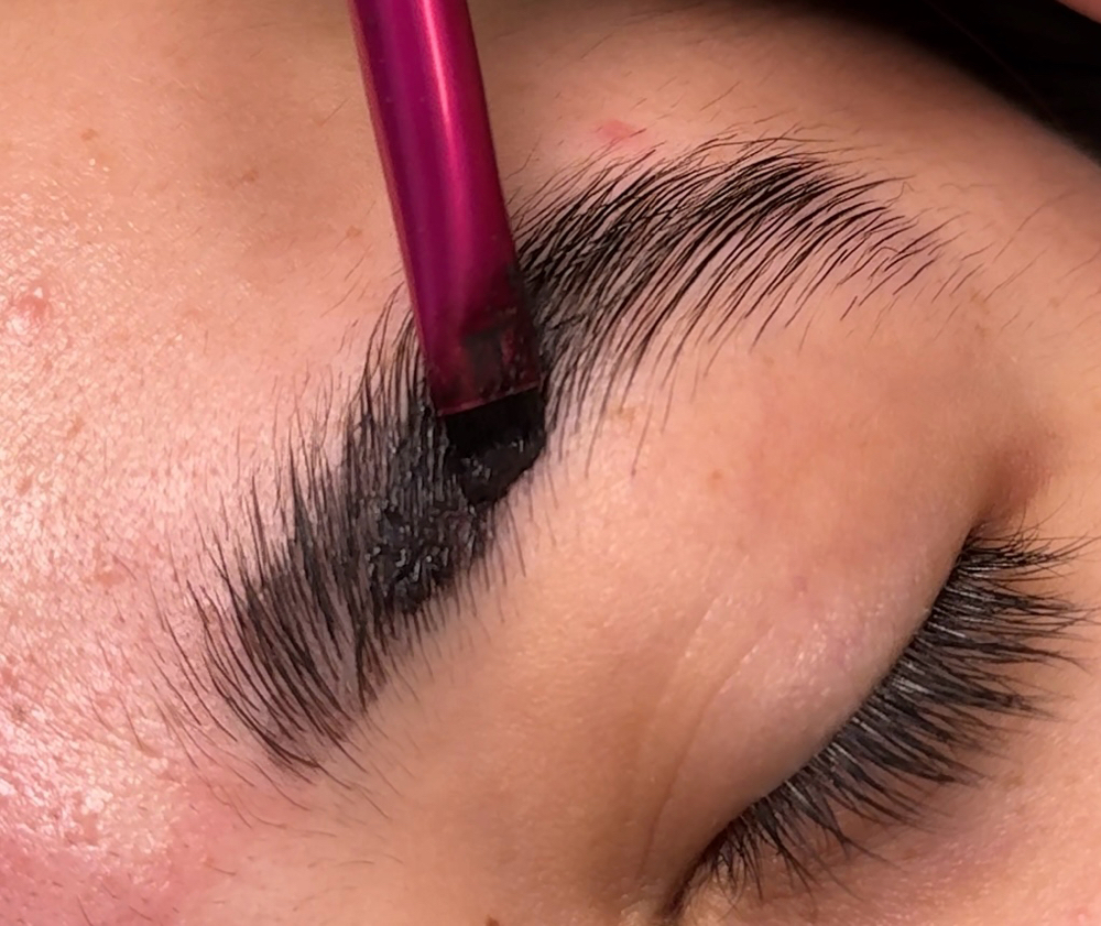 Eyebrow Tinting