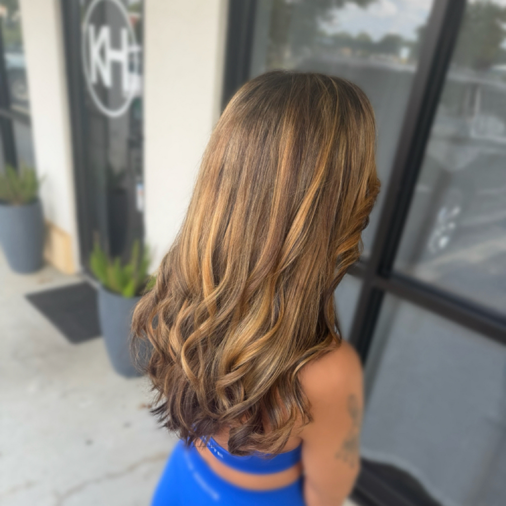 Full Highlight Lowlight Combo at Kylie’s Chair-The Kat House Hair Studio in Navarre, FL