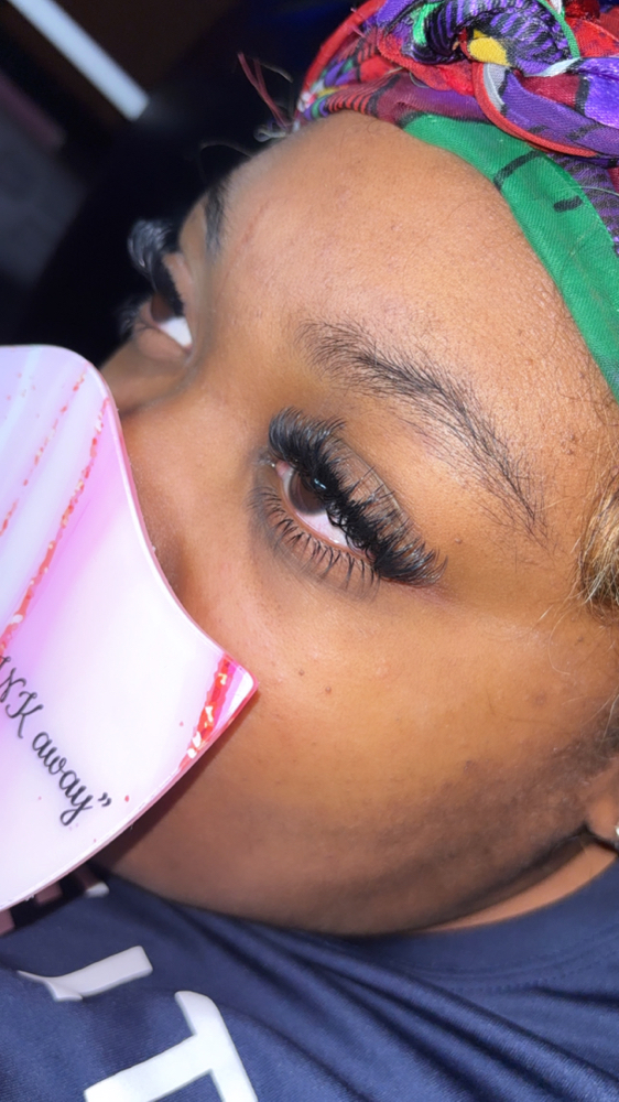 bottom lashes