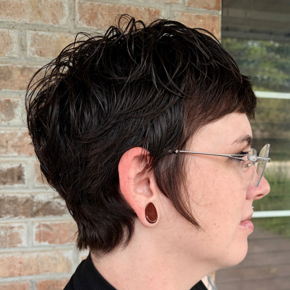 Wash & Style at Colors by Carly in Tuscumbia, AL