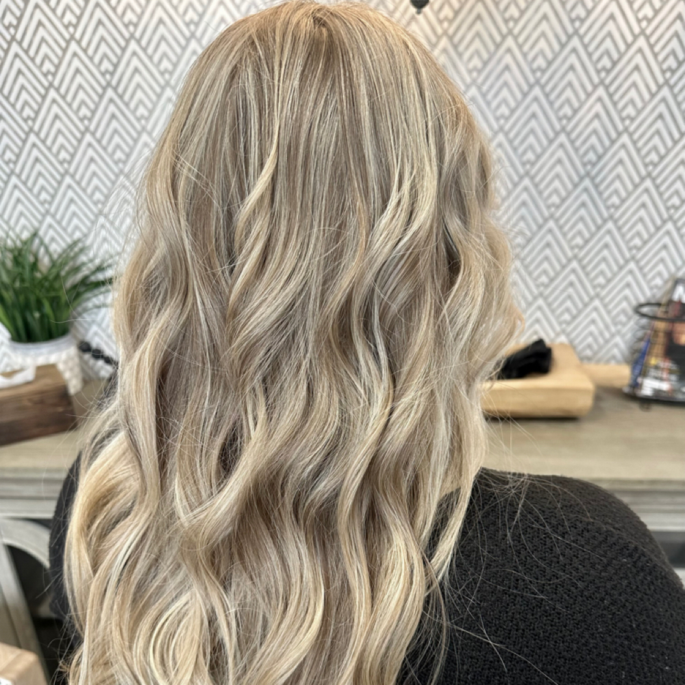 Full Foil at Whit’s End Salon in Mankato, MN