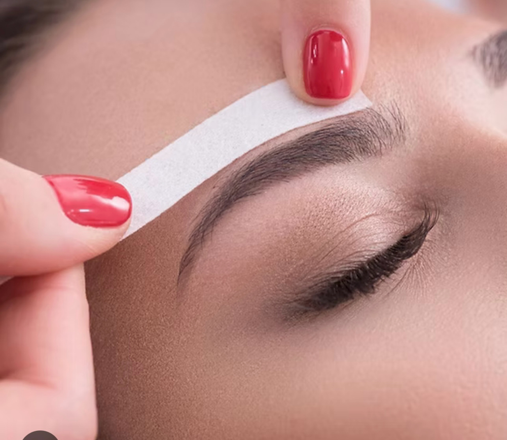 Eyebrow Waxing at G&J Nail Beauty Spa/ JJ Lashes in Utica, NY