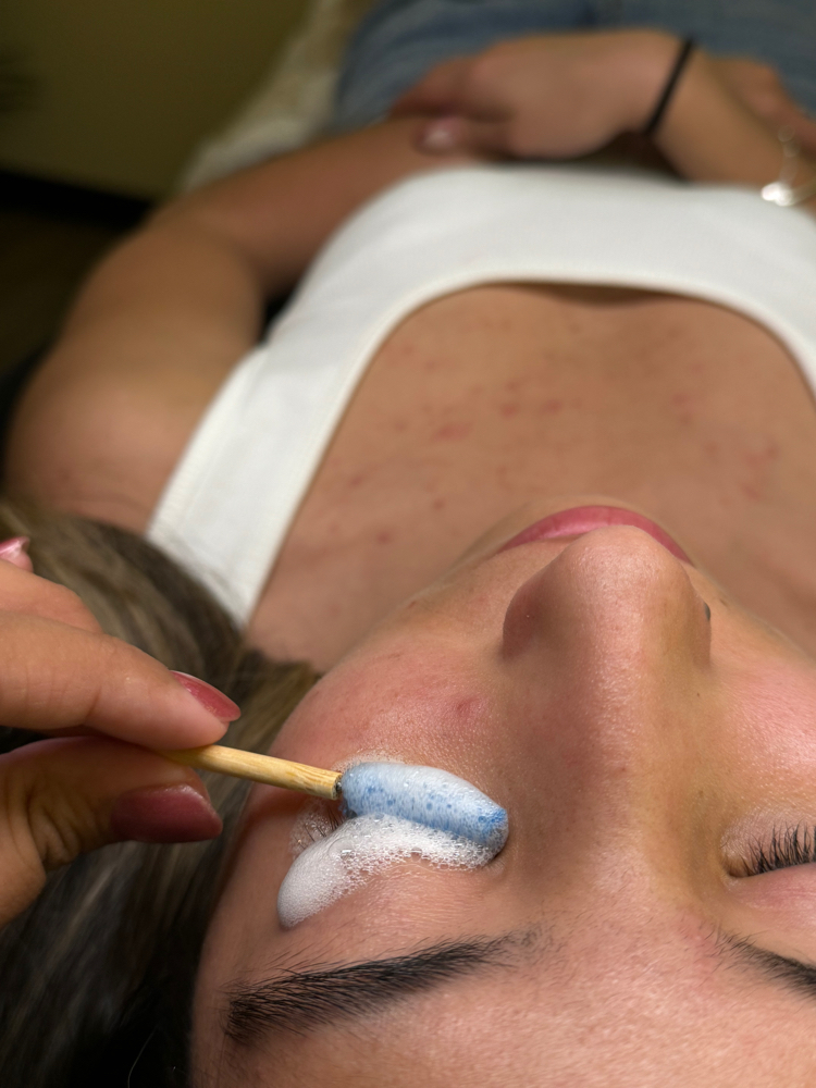 Lash Removal