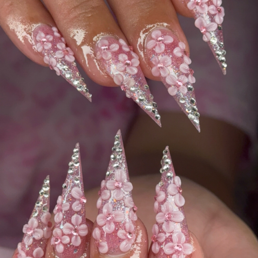Art Additions at Lexxahh’s Luxury Nail Lab in Hartville, OH