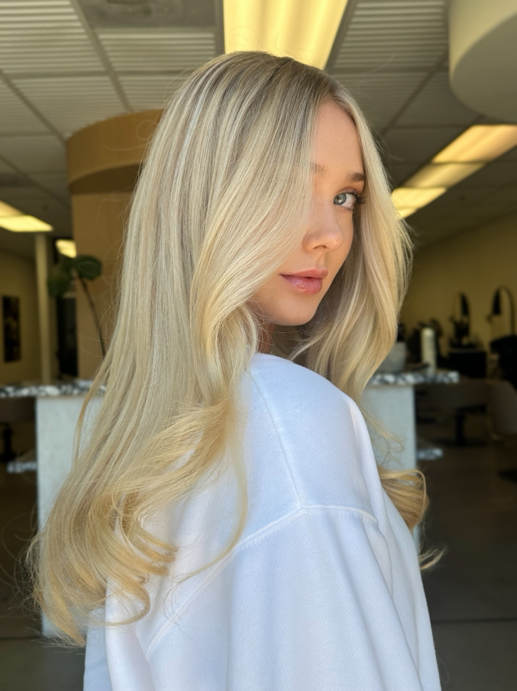 Transformation Blonding at lily skye hair in Encinitas, CA