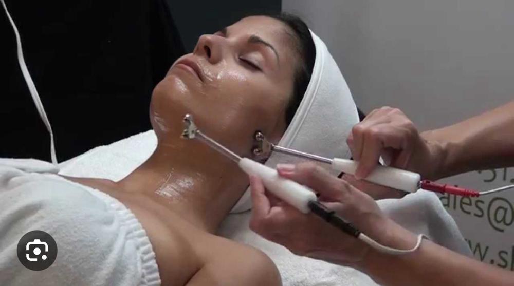 Microcurrent Facelift One Session