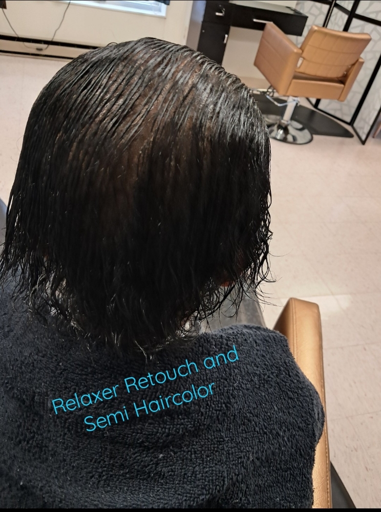 DEMI TO BRIGHTEN UP TRESSES