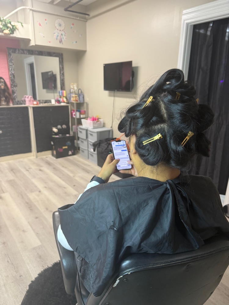 Blowout With Pincurls