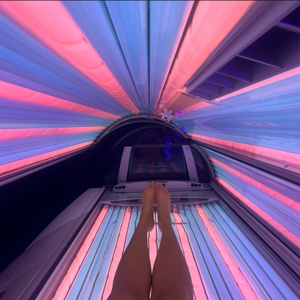 1 Hybrid Tanning Session