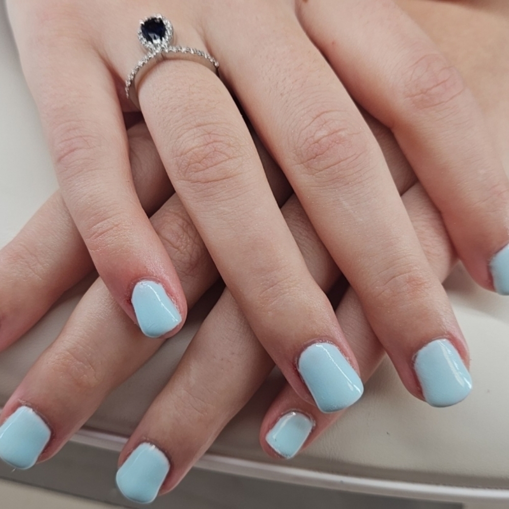 Gel Manicure With Streghtener at Studio 315 in Olney, IL