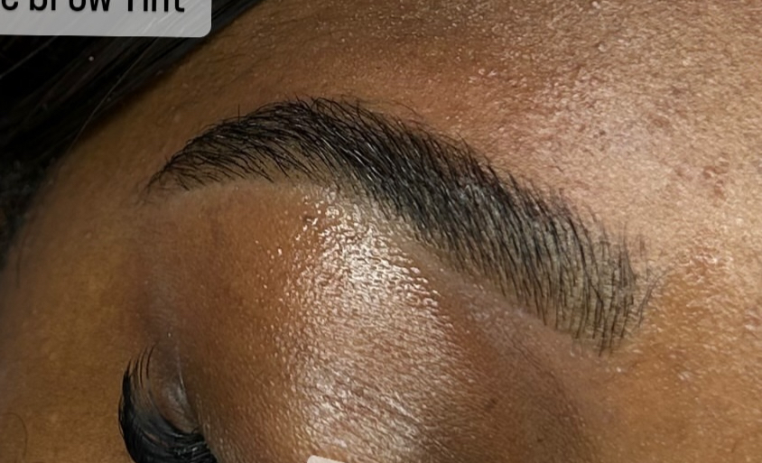 Signature Brow Wax + Hybrid Tint
