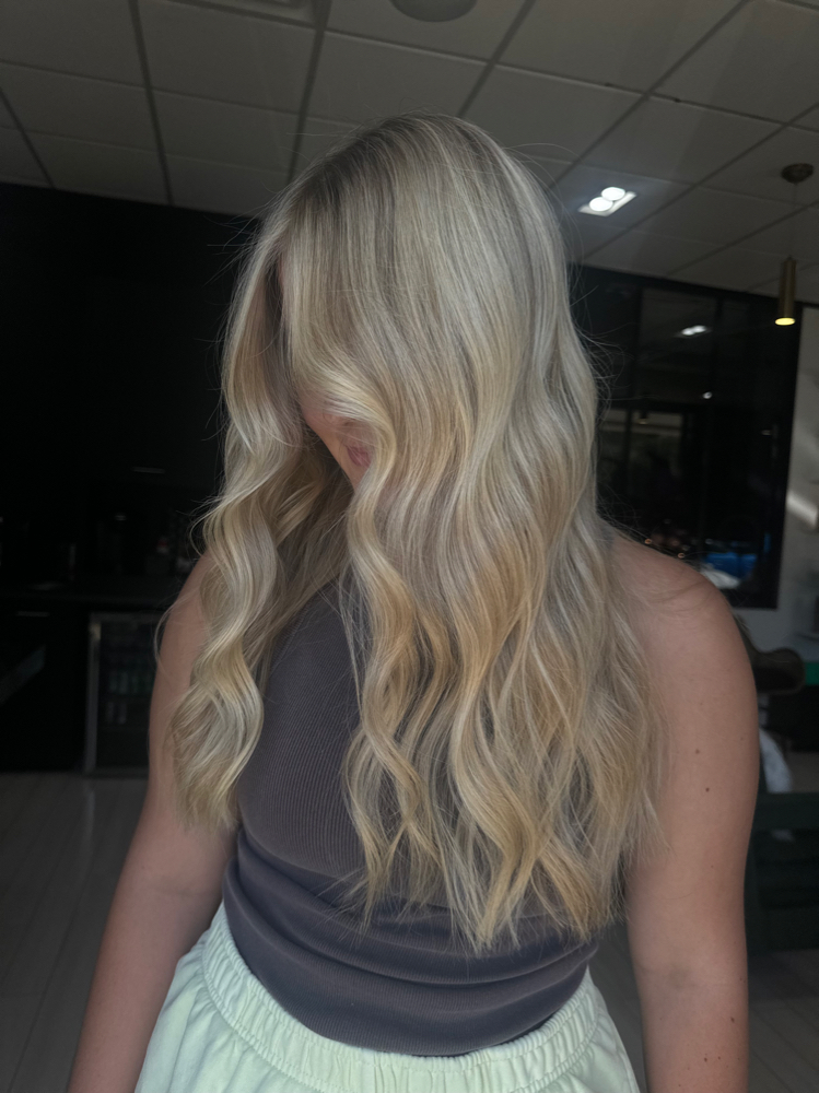 Partial Blonde / Color